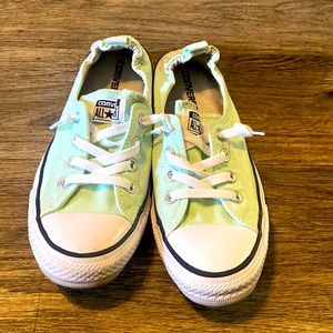 Converse All Stars Woman’s 10.5 but can be Unisex 8.5